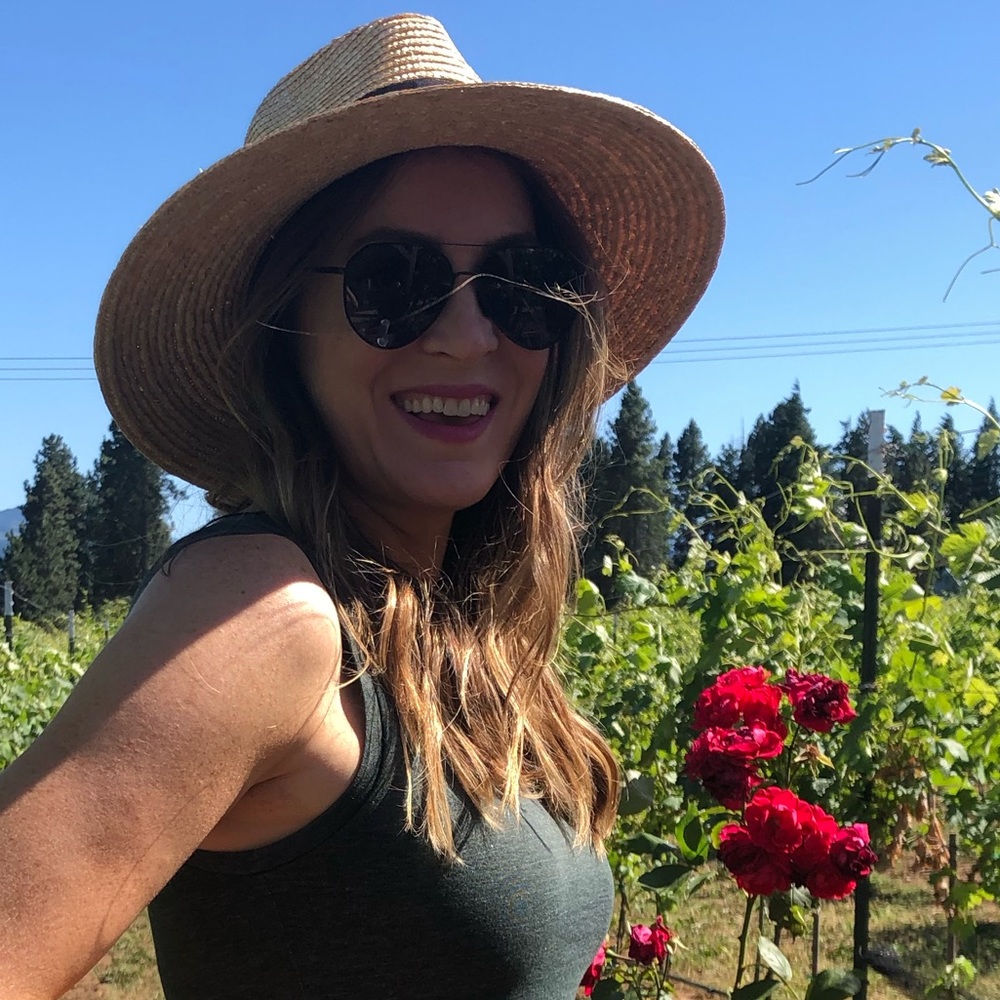 Meet your Posher, Jennifer